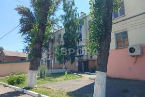 Продам квартиру 3-х комнатную с общей площадью 51.4м2, 2/4 эт., на улице 3-я кольцевая, Железнодорожный район, г. Ростов-на-Дону, Ростовская обл., Россия, агентство Аврора