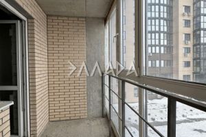 Продам квартиру 2-х комнатную с общей площадью 64м2, 6/18 эт., на улице Урицкого, г. Батайск, Ростовская обл., Россия, агентство Риэлторская компания "Эллада"