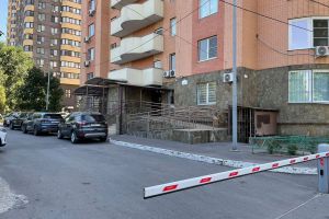 Продам квартиру 3-х комнатную с общей площадью 74м2, 11/16 эт., на улице Пр-кт королева, Ворошиловский район, г. Ростов-на-Дону, Ростовская обл., Россия, агентство Риэлторская компания "Эллада"