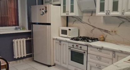 Купить квартиру 2-х комнатную, 74.2 кв. м. Фотография №1 Продам квартиру 2-х комнатную с общей площадью 74.2м2, 8/13 эт., на улице Королева пр-кт, Ворошиловский район, г. Ростов-на-Дону, Ростовская обл., Россия, агентство Риэлторская компания Эллада. Фотография №1