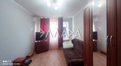 Купить квартиру 2-х комнатную, 36.5 кв. м. Фотография №1 Продам квартиру 2-х комнатную с общей площадью 36.5м2, 2/5 эт., на улице Коммунистическая, г. Батайск, Ростовская обл., Россия, агентство Риэлторская компания Эллада. Фотография №1