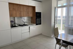 Продам квартиру 3-х комнатную с общей площадью 90.4м2, 18/22 эт., на улице Вересаева, Пролетарский район, г. Ростов-на-Дону, Ростовская обл., Россия, агентство Риэлторская компания "Эллада"