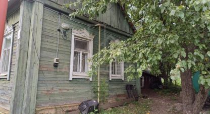 Купить дом 3-х комнатную, 48 кв. м. Фотография №1 Продам дом 3-х комнатный с общей площадью 48м2, на улице Заречная ул, г. Покрово-ное с, Тамбовская обл., Россия, агентство ГАРАНТ-СЕРВИС. Фотография №1