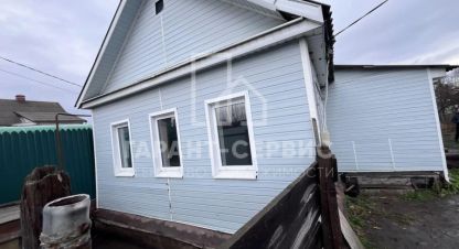 Купить дом 2-х комнатную, 32.6 кв. м. Фотография №1 Продам дом 2-х комнатный с общей площадью 32.6м2, на улице Кирова, г. Мичуринск, Тамбовская обл., Россия, агентство ГАРАНТ-СЕРВИС. Фотография №1