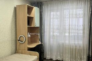 Продам квартиру 4-х комнатную с общей площадью 86м2, 4/9 эт., на улице Мира пр-кт, Правый берег район, г. Усть-Илимск, Иркутская обл., Россия, агентство Агентство Недвижимости "ЖФ-Илим"