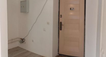 Купить квартиру 1 комнатную, 30 кв. м. Фотография №1 Продам квартиру 1 комнатную с общей площадью 30м2, 1/3 эт., на улице Топкинская, Правобережный район, г. Иркутск, Иркутская обл., Россия, агентство Агентство Недвижимости ЖФ-Илим. Фотография №1
