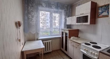 Купить квартиру 1 комнатную, 29.9 кв. м. Фотография №1 Продам квартиру 1 комнатную с общей площадью 29.9м2, 2/5 эт., на улице Наймушина, Левый берег район, г. Усть-Илимск, Иркутская обл., Россия, агентство Агентство Недвижимости ЖФ-Илим. Фотография №1