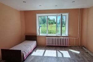 Продам квартиру 1 комнатную с общей площадью 42.1м2, 1/9 эт., на улице Дружбы народов пр-кт, Правый берег район, г. Усть-Илимск, Иркутская обл., Россия, агентство Агентство Недвижимости "ЖФ-Илим"