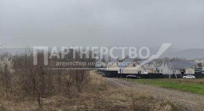 Купить земельный участок. Фотография №1 Продам земельный участок, на улице Светлый пер, г. Ильский, Краснодарский край, Россия, агентство АН Партнерство. Фотография №1