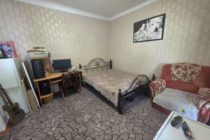 Продам квартиру 2-х комнатную с общей площадью 36.6м2, 1/1 эт., на улице Кирова, г. Черноморский, Краснодарский край, Россия, агентство АН "Партнерство"