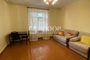 Продам квартиру 1 комнатную с общей площадью 35м2, 2/2 эт., на улице Шестагинская, г. Тейково, Ивановская обл., Россия, агентство Вектор