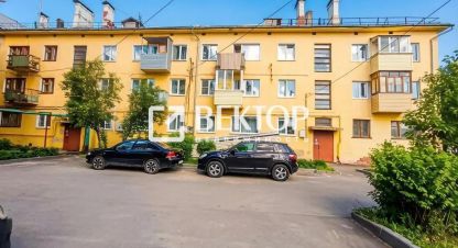 Продам квартиру 1 комнатную с общей площадью 31.4м2, 3/3 эт., на улице Октябрьская, г. Тейково, Ивановская обл., Россия, агентство Вектор. Фотография №1