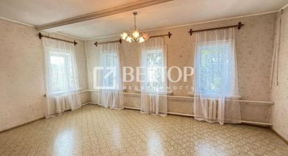 Купить дом 4-х комнатную, 78 кв. м. Фотография №1 Продам дом 4-х комнатный с общей площадью 78м2, на улице 1-я первомайская, г. Тейково, Ивановская обл., Россия, агентство Вектор. Фотография №1