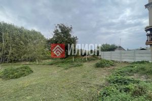 Продам земельный участок, на улице Садовая, г. Вишневое, Крым авт. респ., Россия, агентство Илион