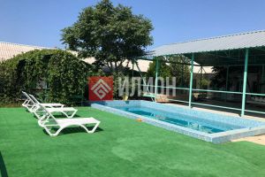 Продам дом 3-х комнатный с общей площадью 137м2, на улице Усадебная, г. Андреевка, Крым авт. респ., Россия, агентство Илион