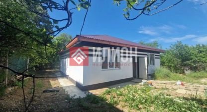 Купить дом 3-х комнатную, 92.5 кв. м. Фотография №1 Продам дом 3-х комнатный с общей площадью 92.5м2, г. Икар-2, Крым авт. респ., Россия, агентство Илион. Фотография №1
