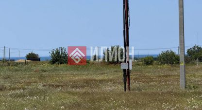 Купить земельный участок. Фотография №1 Продам земельный участок, на улице Авиаторов, г. Кача , Крым авт. респ., Россия, агентство Илион. Фотография №1