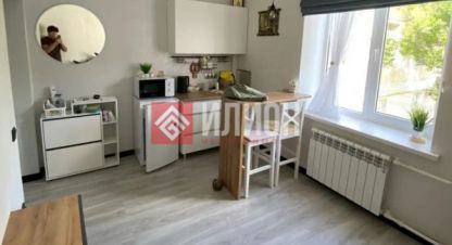 Купить комнату, 10 кв. м. Фотография №1 Продам комнату с общей площадью 10м2, 2/2 эт., на улице Толбухина, г. Инкерман, Крым авт. респ., Россия, агентство Илион. Фотография №1