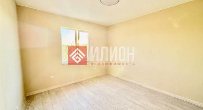Купить дом 3-х комнатную, 75 кв. м. Фотография №1 Продам дом 3-х комнатный с общей площадью 75м2, г. Полюшко, Крым авт. респ., Россия, агентство Илион. Фотография №1