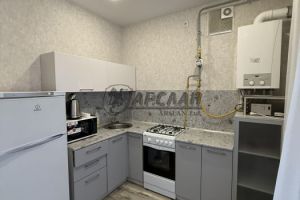 Сдам квартиру 1 комнатную с общей площадью 38м2, 3/5 эт., на улице Рождественская, г. Высокая гора, Татарстан респ., Россия, агентство Арслан