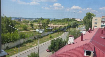 Продам квартиру 3-х комнатную с общей площадью 52.6м2, 5/5 эт., на улице Школьная, г. Посёлокского типа васильево, Татарстан респ., Россия, агентство Арслан. Фотография №1