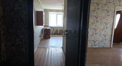 Купить квартиру 3-х комнатную, 52.6 кв. м., Россия, г. Посёлокского типа васильево. Фотография №10