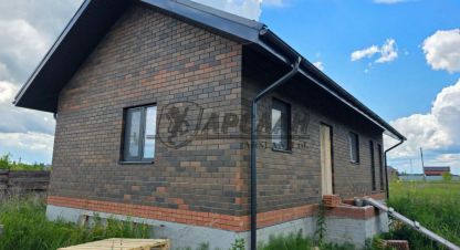 Купить дом 3-х комнатную, 65.8 кв. м. Фотография №1 Продам дом 3-х комнатный с общей площадью 65.8м2, на улице Летняя, г. Тангачи, Татарстан респ., Россия, агентство Арслан. Фотография №1