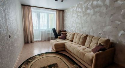 Снять квартиру 1 комнатную, 36 кв. м. Фотография №1 Сдам квартиру 1 комнатную с общей площадью 36м2, 11/17 эт., на улице Нефтяная, г. Томск, Томская обл., Россия, агентство Альбион. Фотография №1