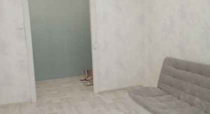 Снять квартиру 1 комнатную, 42 кв. м. Фотография №1 Сдам квартиру 1 комнатную с общей площадью 42м2, 4/5 эт., на улице Гагарина ул, г. Томск, Томская обл., Россия, агентство Альбион. Фотография №1