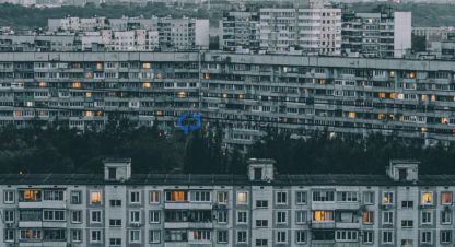 Купить квартиру 2-х комнатную, 100 кв. м. Фотография №1 Продам квартиру 2-х комнатную с общей площадью 100м2, 2/4 эт., на улице Октябрьский пр-кт, Центр район, г. Псков, Псковская обл., Россия, агентство Энвил - Псков. Фотография №1