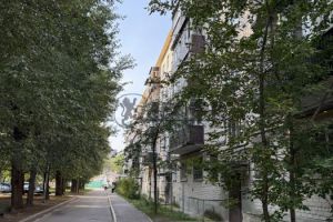 Продам квартиру 1 комнатную с общей площадью 31м2, 1/5 эт., на улице Ботаническая, г. Казань, Татарстан респ., Россия, агентство Арслан Продам квартиру 1 комнатную с общей площадью 31м2, 1/5 эт., на улице Ботаническая, г. Казань, Татарстан респ., Россия, агентство Арслан