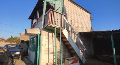 Продам коттедж/дачу 2-х комнатную с общей площадью 24м2, г. Волгоград, Волгоградская обл., Россия, агентство Живем Дома. Фотография №1