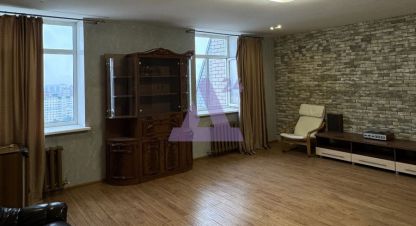 Купить квартиру 4-х комнатную, 165 кв. м. Фотография №1 Продам квартиру 4-х комнатную с общей площадью 165м2, 15/15 эт., на улице Взлетная, Индустриальный район, г. Барнаул, Алтайский край, Россия, агентство АН Династия 24. Фотография №1