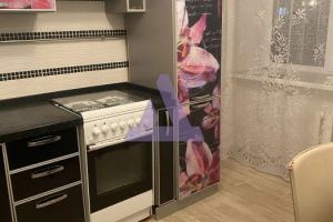 Продам квартиру 2-х комнатную с общей площадью 55.1м2, 1/5 эт., на улице Мира, г. Пермь, Пермский край, Россия, агентство АН Династия 24