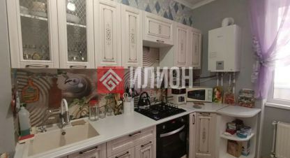 Купить квартиру 1 комнатную, 42.6 кв. м. Фотография №1 Продам квартиру 1 комнатную с общей площадью 42.6м2, 10/11 эт., на улице Победы, г. Севастополь, Крым авт. респ., Россия, агентство Илион. Фотография №1