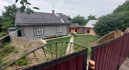 Продам дом 3-х комнатный с общей площадью 43м2, на улице Про лісовий, г. Суховерхов, Черновицкая обл., Украина, агентство Aspo.biz. Фотография №1