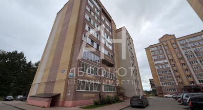 Продам квартиру 1 комнатную с общей площадью 43.9м2, 3/9 эт., на улице Жулева, г. Александров, Владимирская обл., Россия, агентство Абсолют Недвижимость. Фотография №1