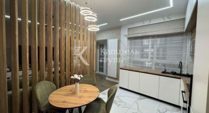Продам квартиру 2-х комнатную с общей площадью 70м2, 1/9 эт., на улице Тимофея кармацкого, г. Тюмень, Тюменская обл., Россия, агентство Капитель групп. Фотография №1