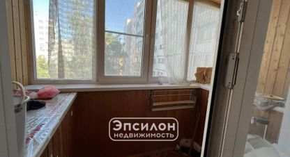 Купить квартиру 3-х комнатную, 59 кв. м. Фотография №9 Купить квартиру 3-х комнатную, 59 кв. м., Россия, г. Курск. Фотография №9