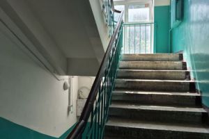 Продам квартиру 2-х комнатную с общей площадью 65м2, 2/5 эт., на улице Краснознаменная ул, Железнодорожный район, г. Курск, Курская обл., Россия, агентство Эпсилон - недвижимость Продам квартиру 2-х комнатную с общей площадью 65м2, 2/5 эт., на улице Краснознаменная ул, Железнодорожный район, г. Курск, Курская обл., Россия, агентство Эпсилон - недвижимость