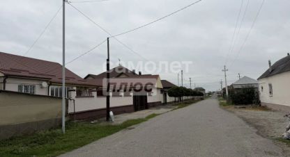Продам дом 5-ти комнатный с общей площадью 300м2, на улице Ст звезда тер, г. Урвань с, Кабардино-Балкария респ., Россия, агентство Самолет Плюс Нальчик. Фотография №1