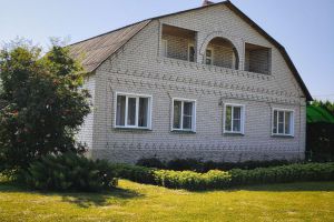 Продам дом 4-х комнатный с общей площадью 119м2, на улице Лесная, г. Хмелинец, Липецкая обл., Россия, агентство Альфа Продам дом 4-х комнатный с общей площадью 119м2, на улице Лесная, г. Хмелинец, Липецкая обл., Россия, агентство Альфа