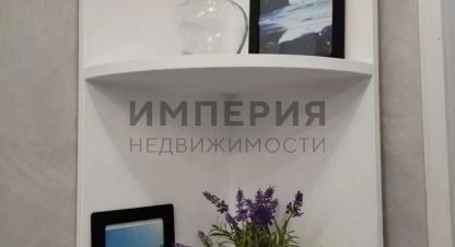 Купить квартиру 2-х комнатную, 43 кв. м. Фотография №1 Продам квартиру 2-х комнатную с общей площадью 43м2, 3/4 эт., на улице Солнечная ул, г. Петропавловск-Камчатский, Камчатский край, Россия, агентство Империя Недвижимости. Фотография №1