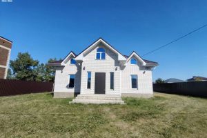 Продам дом 3-х комнатный с общей площадью 120м2, на улице Левобережная, г. Александровка, Воронежская обл., Россия, агентство Плацдарм