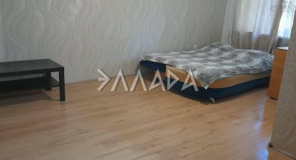 Продам квартиру 1 комнатную с общей площадью 31.2м2, 1/5 эт., на улице Луначарского, г. Батайск, Ростовская обл., Россия, агентство Риэлторская компания Эллада. Фотография №1
