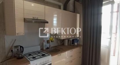 Купить квартиру 1 комнатную, 21 кв. м. Фотография №1 Продам квартиру 1 комнатную с общей площадью 21м2, 2/3 эт., на улице Виктора розова ул, Заволжский район, г. Кострома, Костромская обл., Россия, агентство Вектор. Фотография №1