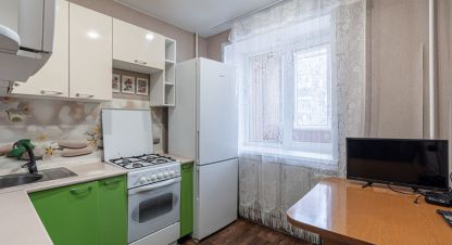 Продам квартиру 1 комнатную с общей площадью 30.8м2, 4/9 эт., на улице Дербышки солидарности ул, Советский район, г. Казань, Татарстан респ., Россия, агентство Мультилистинг.РФ. Фотография №1