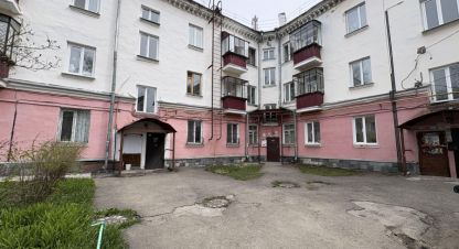 Продам квартиру 2-х комнатную с общей площадью 35.8м2, 3/3 эт., на улице Карла маркса, г. Белорецк, Башкортостан респ., Россия, агентство Рехов Инвест. Фотография №1