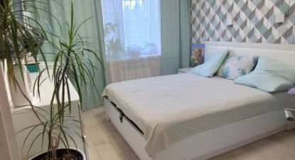 Продам квартиру 3-х комнатную с общей площадью 61.5м2, 3/5 эт., на улице Ленина пр-кт, Дзержинский район, г. Ище рп, Волгоградская обл., Россия, агентство Агентство недвижимости Партнёр. Фотография №1