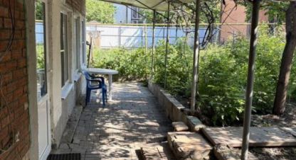 Купить 4-х комнатную дом в г. Кубань (аул старобжегокай) тер снт. Фотография №2